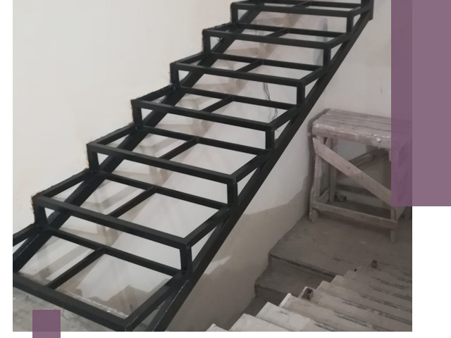Демонтаж лестниц на металлокаркасе в Полысаеве: быстрый вывоз и разбор