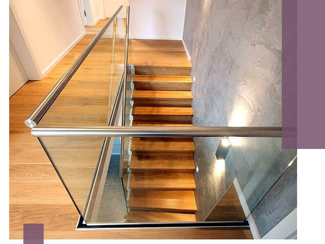 Перила для лестницы в доме — изготовление и монтаж в Полысаеве