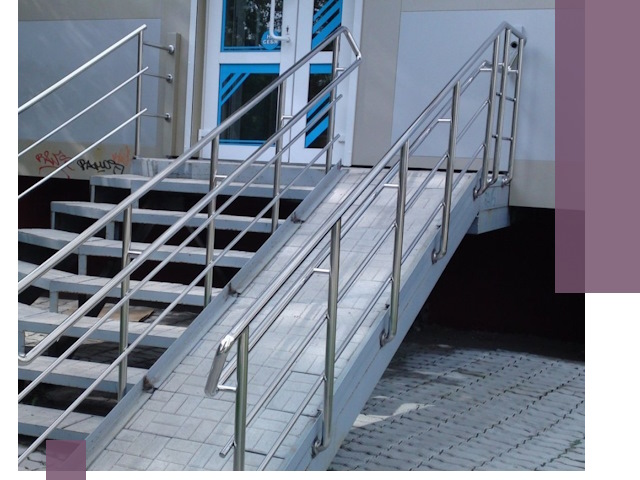 Пандус на крыльцо под ключ в Полысаеве: монтаж и изготовление