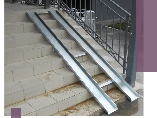 Пандусы для детских колясок в Полысаеве: изготовление и монтаж