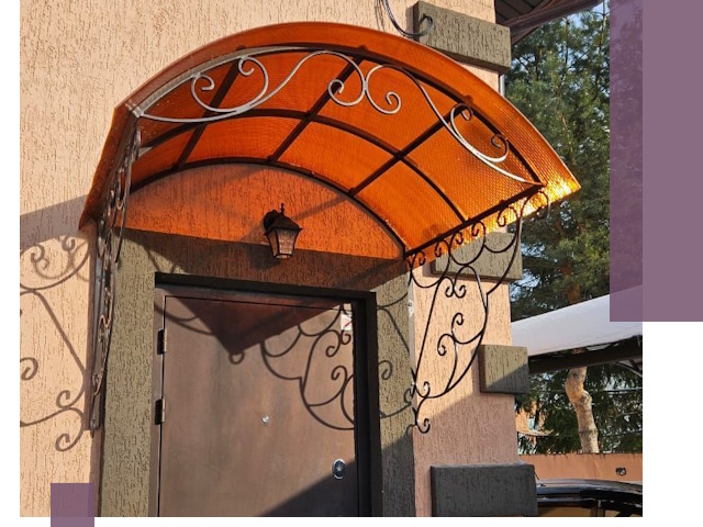 Демонтаж козырьков в Полысаеве быстро и безопасно